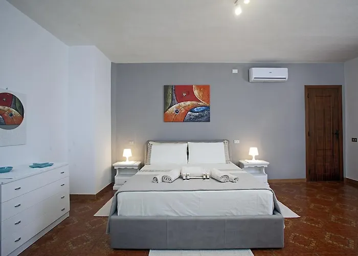 Giovanna- Seaside Escape, 80m To Solanas